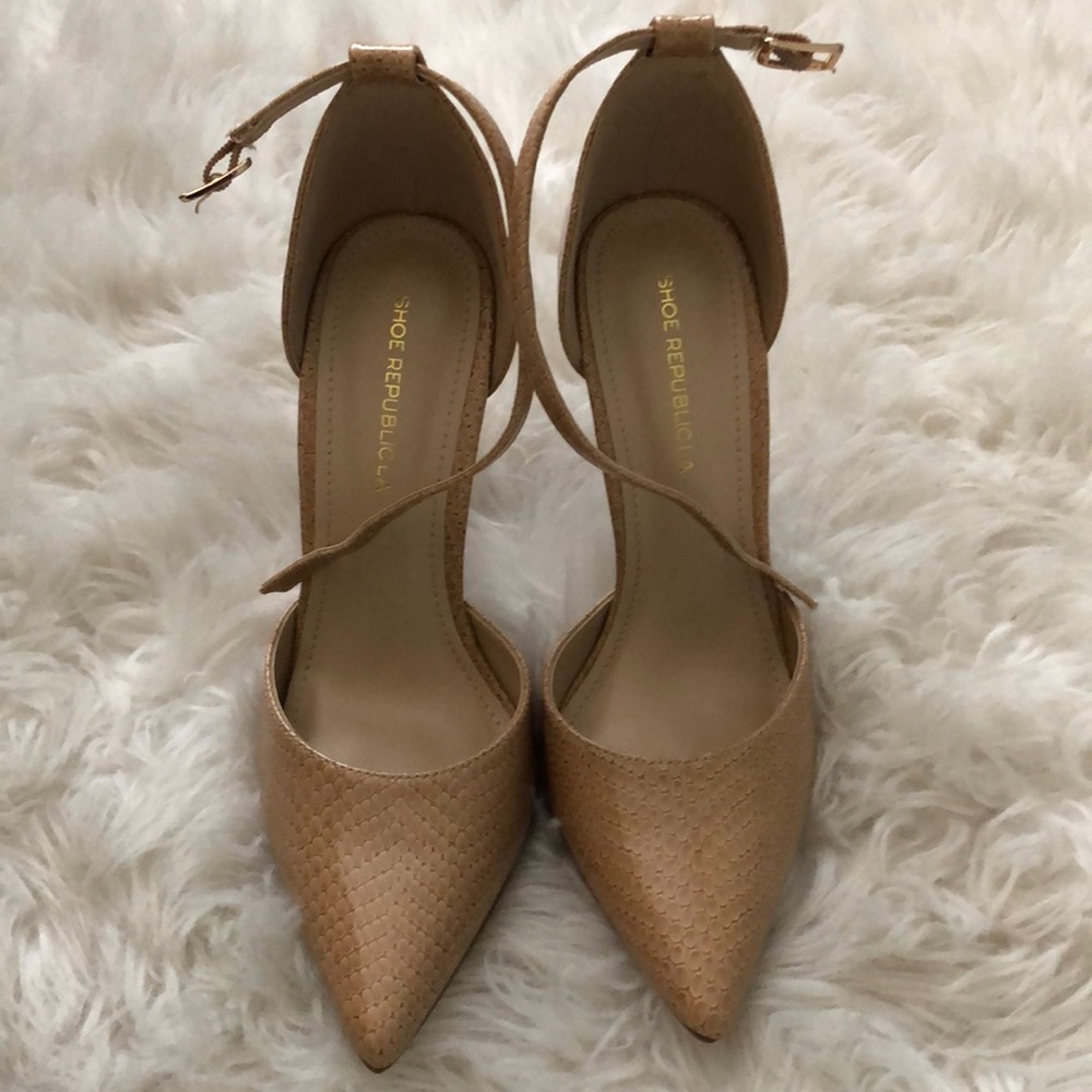 Nude Stilletos